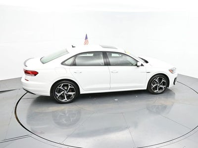 2020 Volkswagen Passat 2.0T R-Line