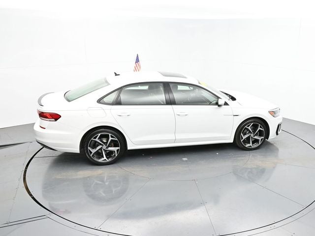 2020 Volkswagen Passat 2.0T R-Line