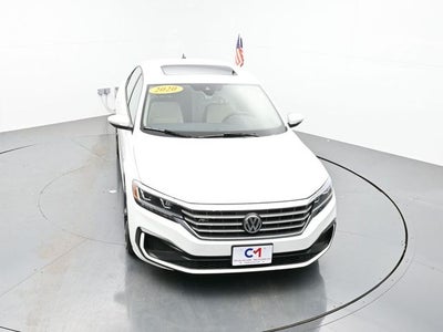 2020 Volkswagen Passat 2.0T R-Line