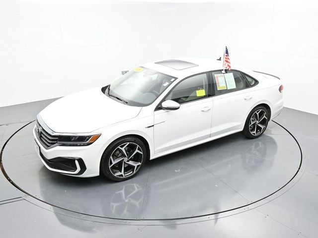 2020 Volkswagen Passat 2.0T R-Line