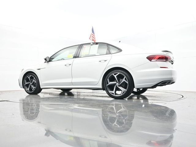2020 Volkswagen Passat 2.0T R-Line