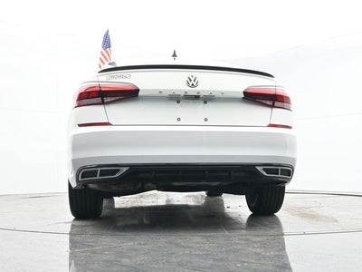 2020 Volkswagen Passat 2.0T R-Line
