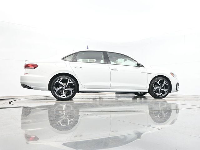 2020 Volkswagen Passat 2.0T R-Line