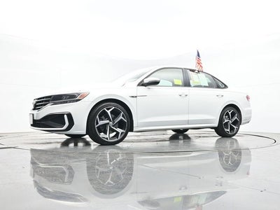 2020 Volkswagen Passat 2.0T R-Line