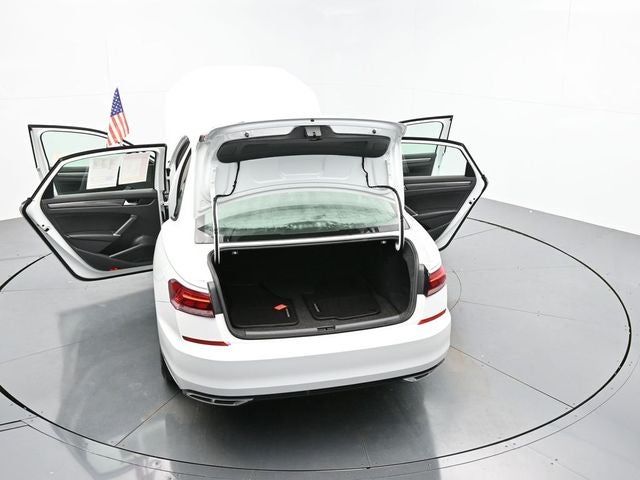2020 Volkswagen Passat 2.0T R-Line