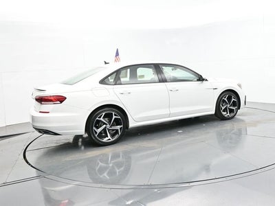 2020 Volkswagen Passat 2.0T R-Line