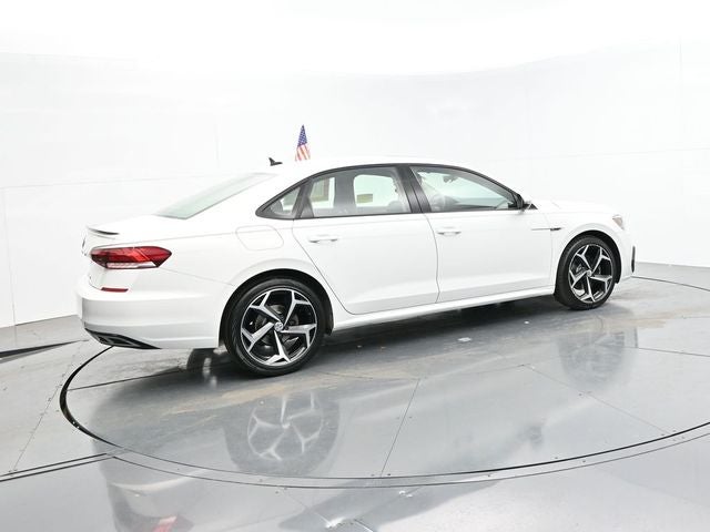 2020 Volkswagen Passat 2.0T R-Line