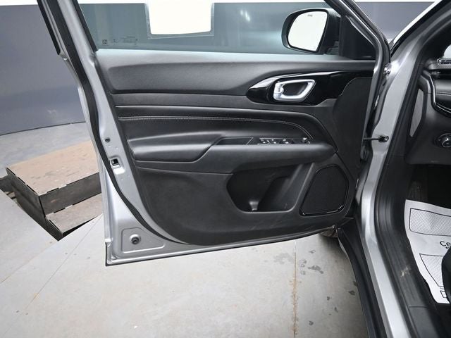 2022 Jeep Compass Altitude