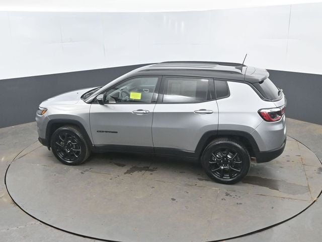 2022 Jeep Compass Altitude