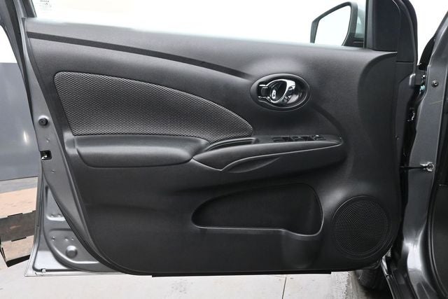 2019 Nissan Versa 1.6 SV