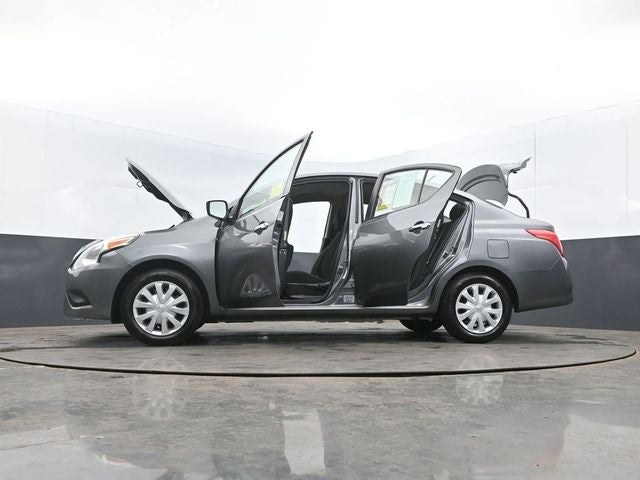 2019 Nissan Versa 1.6 SV