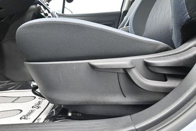 2023 Nissan Versa 1.6 SV