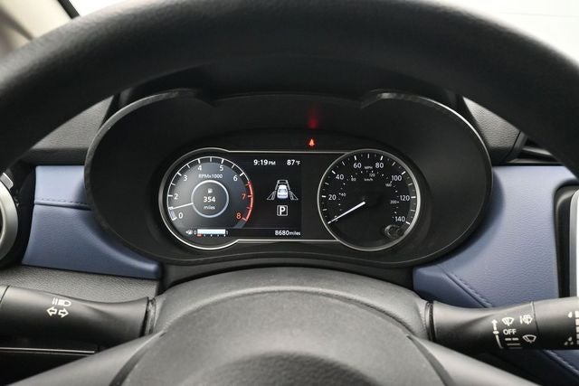 2023 Nissan Versa 1.6 SV