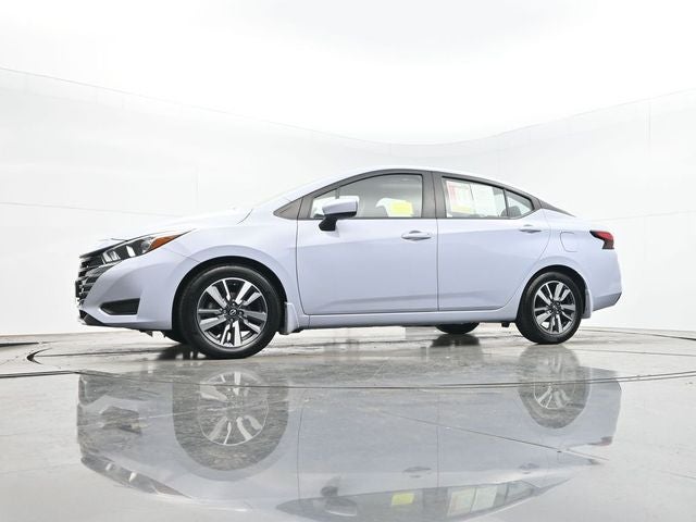 2023 Nissan Versa 1.6 SV
