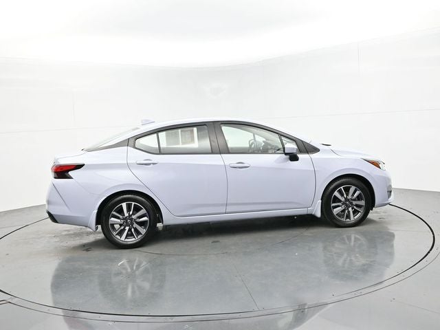 2023 Nissan Versa 1.6 SV