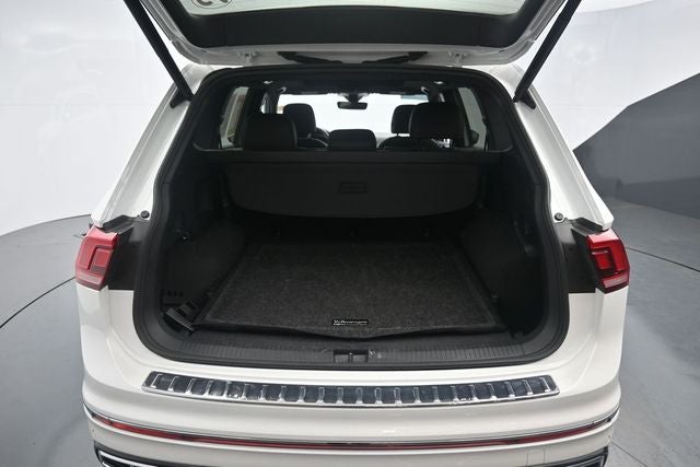 2024 Volkswagen Tiguan 2.0T SEL R-Line