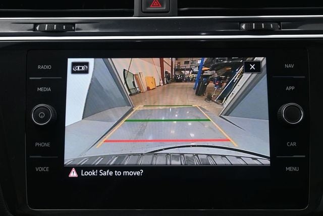 2023 Volkswagen Tiguan 2.0T SEL R-Line