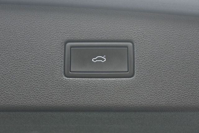 2023 Volkswagen Tiguan 2.0T SEL R-Line