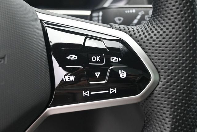 2022 Volkswagen Tiguan 2.0T SEL R-Line