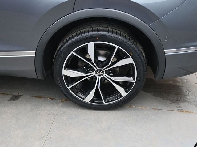 2022 Volkswagen Tiguan 2.0T SEL R-Line