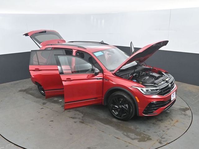 2024 Volkswagen Tiguan 2.0T SE R-Line Black
