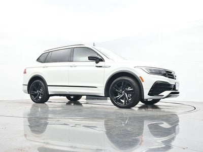 2023 Volkswagen Tiguan 2.0T SE R-Line Black