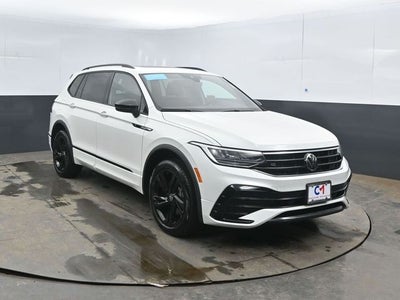 2024 Volkswagen Tiguan 2.0T SE R-Line Black