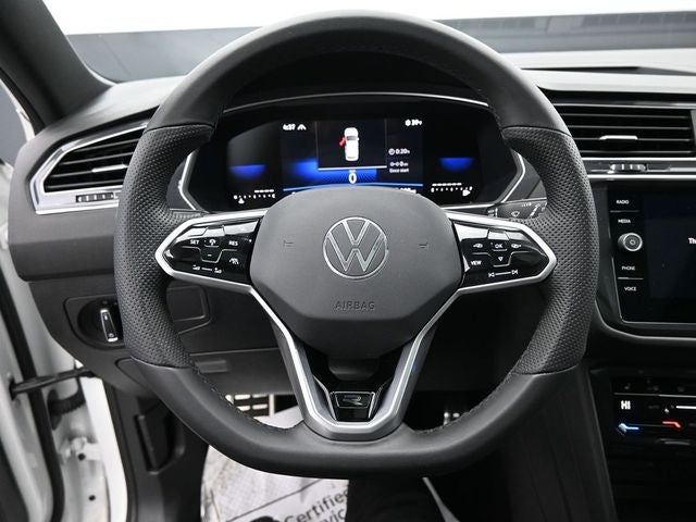 2024 Volkswagen Tiguan 2.0T SE R-Line Black