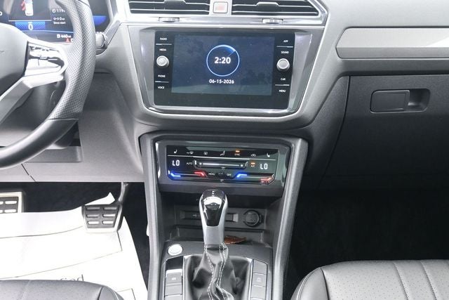 2024 Volkswagen Tiguan 2.0T SE R-Line Black
