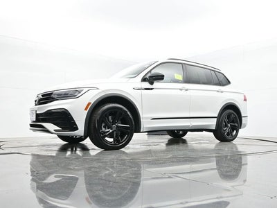 2024 Volkswagen Tiguan 2.0T SE R-Line Black