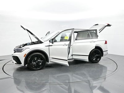 2024 Volkswagen Tiguan 2.0T SE R-Line Black
