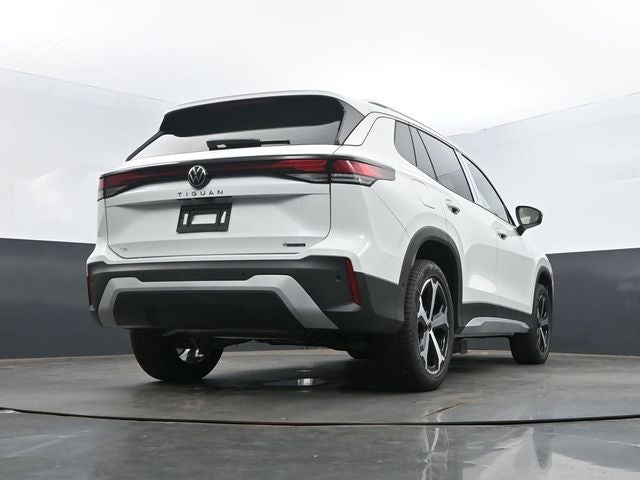 2025 Volkswagen Tiguan 2.0T SE