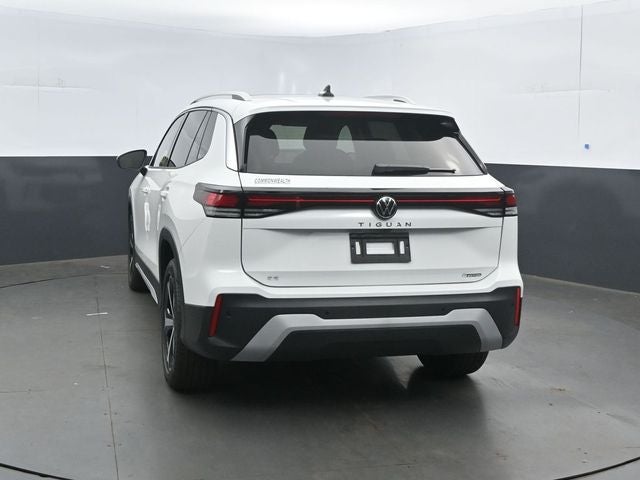 2025 Volkswagen Tiguan 2.0T SE