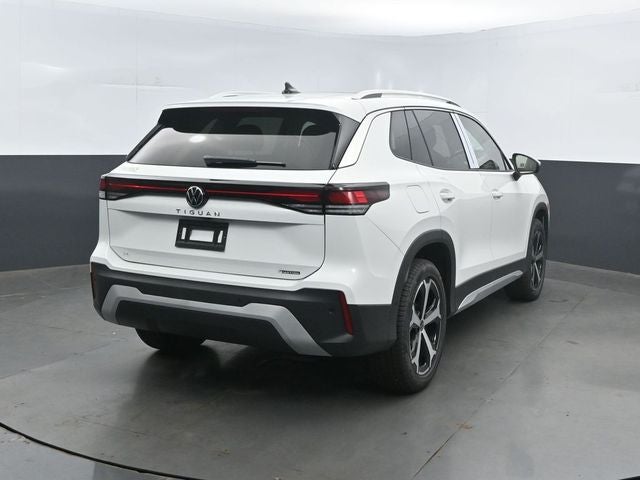 2025 Volkswagen Tiguan 2.0T SE