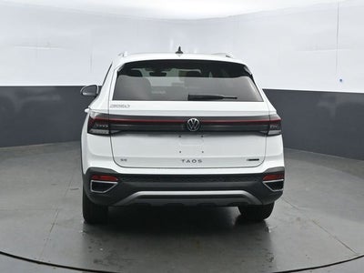 2025 Volkswagen Taos 1.5T SE