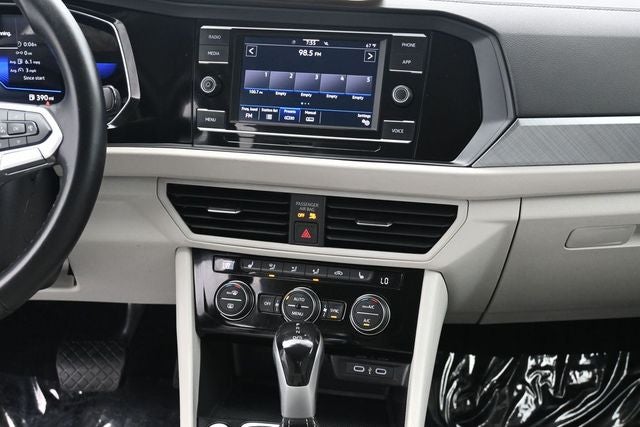 2023 Volkswagen Jetta 1.5T SE