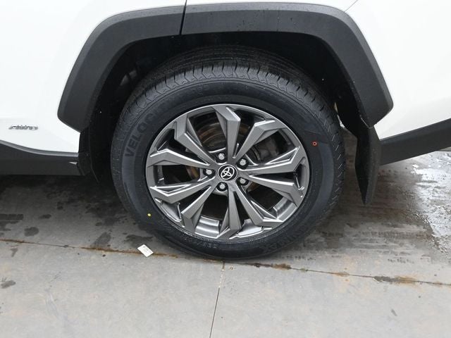 2022 Toyota RAV4 Hybrid XLE Premium