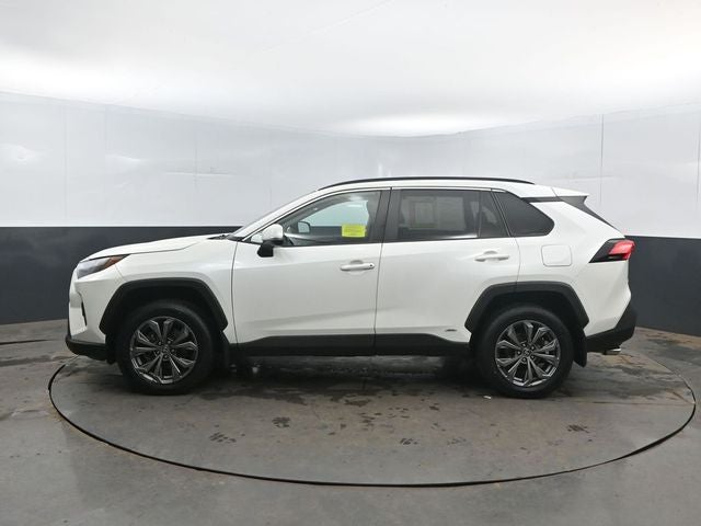2022 Toyota RAV4 Hybrid XLE Premium