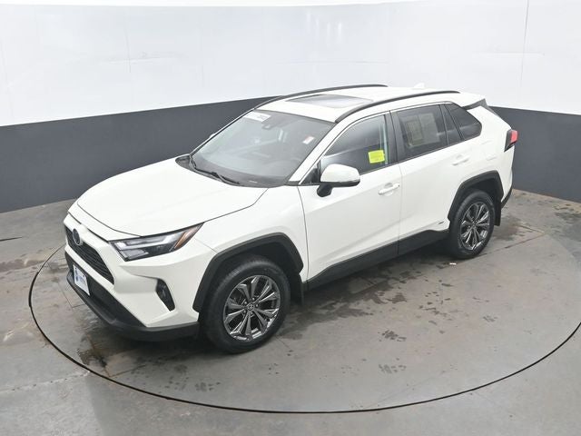 2022 Toyota RAV4 Hybrid XLE Premium