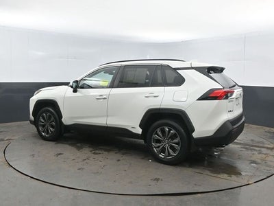 2022 Toyota RAV4 Hybrid XLE Premium