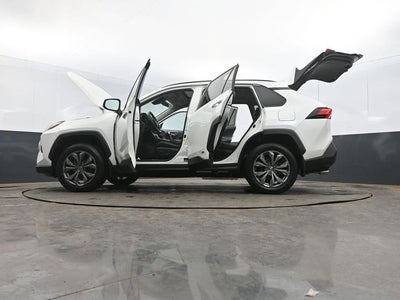 2022 Toyota RAV4 Hybrid XLE Premium
