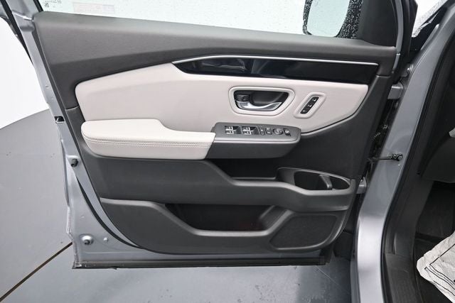 2023 Honda Pilot EX-L 8 Passenger