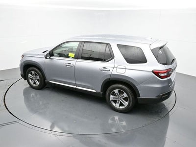 2023 Honda Pilot EX-L 8 Passenger