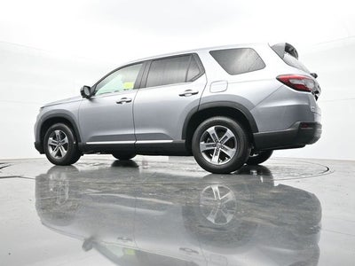 2023 Honda Pilot EX-L 8 Passenger