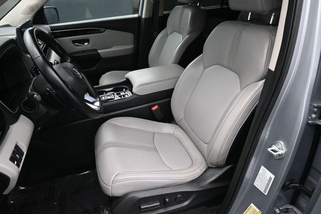 2023 Honda Pilot EX-L 8 Passenger