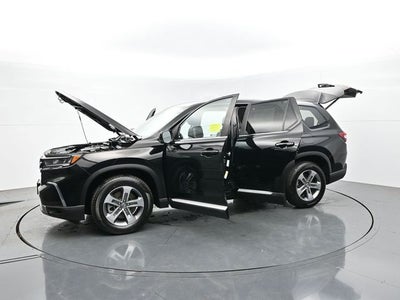 2023 Honda Pilot EX-L 7 Passenger