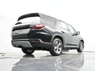 2023 Honda Pilot EX-L 7 Passenger