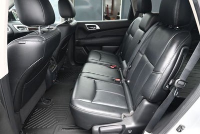 2016 Nissan Pathfinder SL