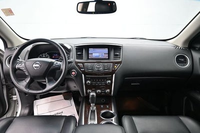 2016 Nissan Pathfinder SL