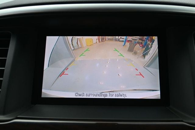 2016 Nissan Pathfinder SL